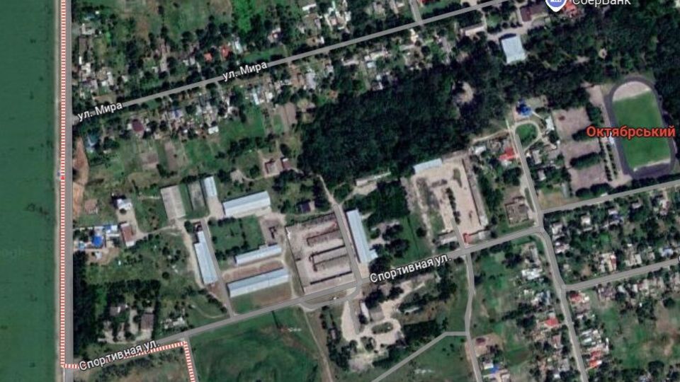 Пораженные склады находятся в поселке Октябрьский