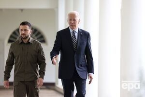 Администрация Байдена неоднократно предупреждала президента Украины Владимира Зеленского о готовящемся нападении РФ, пишет американский журналист Боб Вудворд