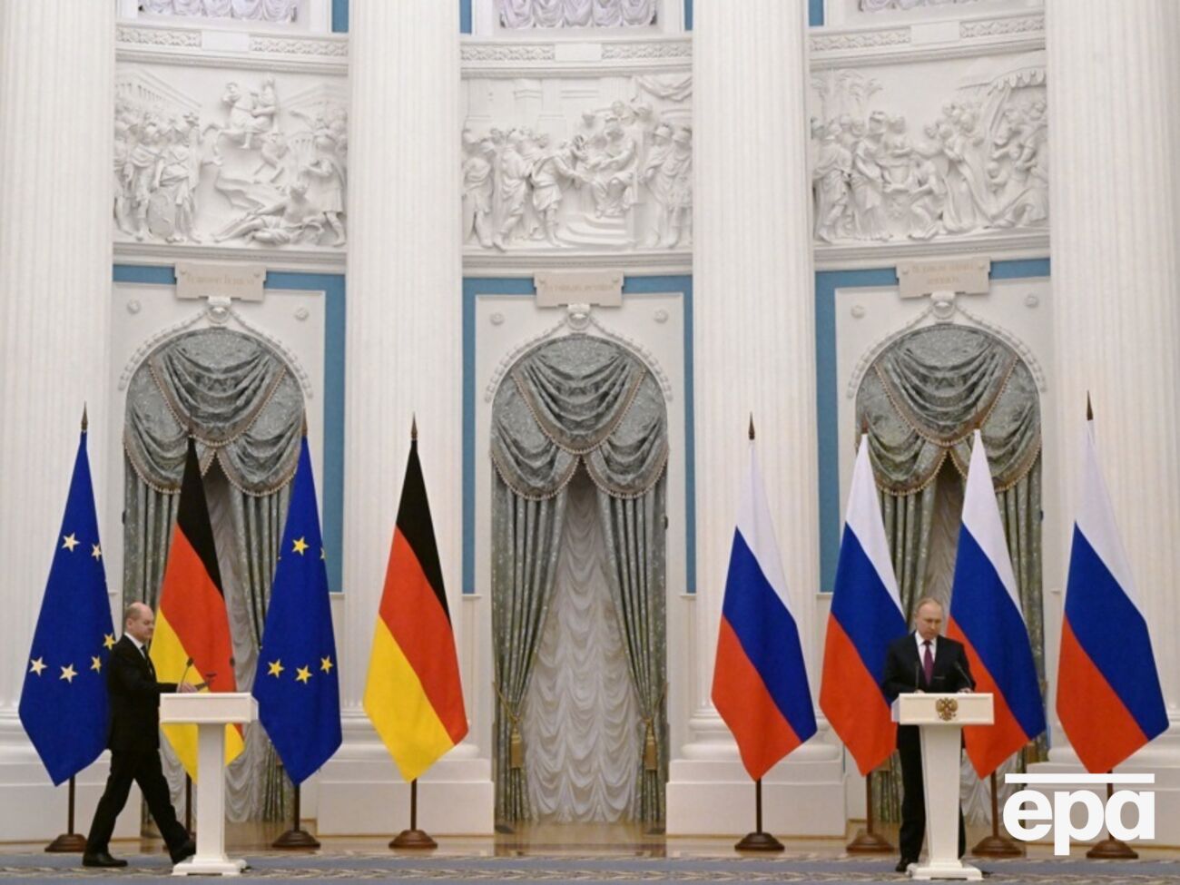 ЗМІ писали на початку жовтня, що Шольц планує вперше за два роки зателефонувати Путіну