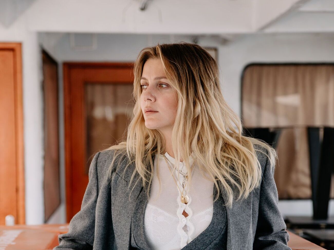 В ноябре 2023 года Kola рассказала, что тайно вышла замуж в Праге