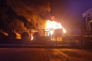 По данным Генштаба ВСУ, на этой базе хранили нефть и поставляемые для нужд росармии нефтепродукты