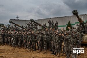 Военные из КНДР уже проходят подготовку в РФ, пишет издание