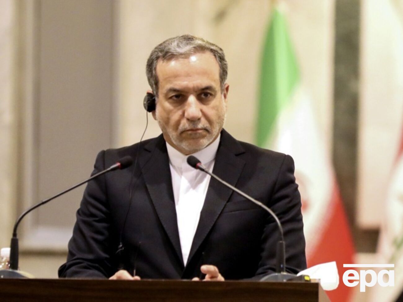 Аракчи связал обвинения в передаче ракет с войной на Ближнем Востоке