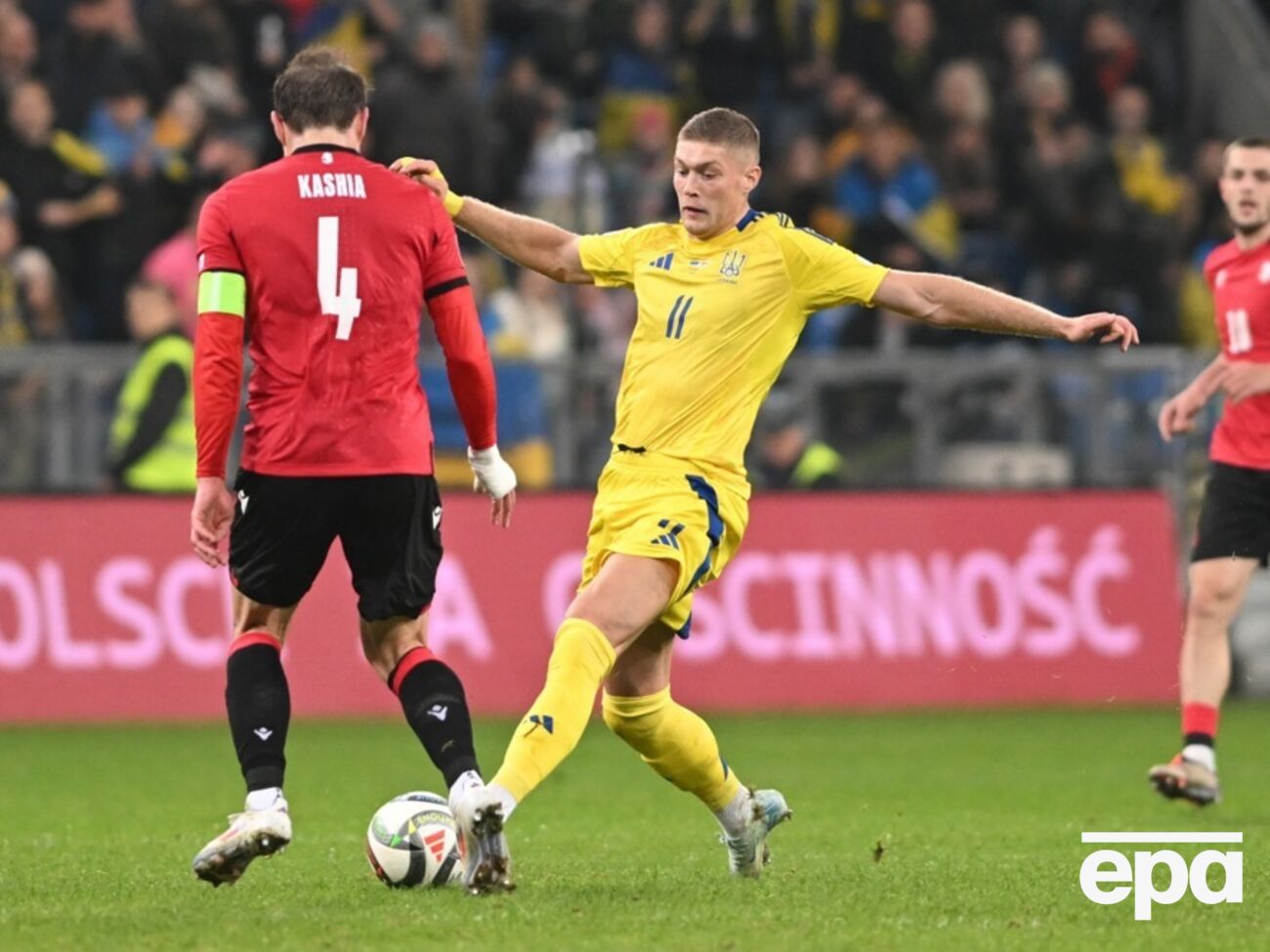 Чешский тренер отметил появление в составе сборной Украины форварда итальянской "Ромы" Довбика