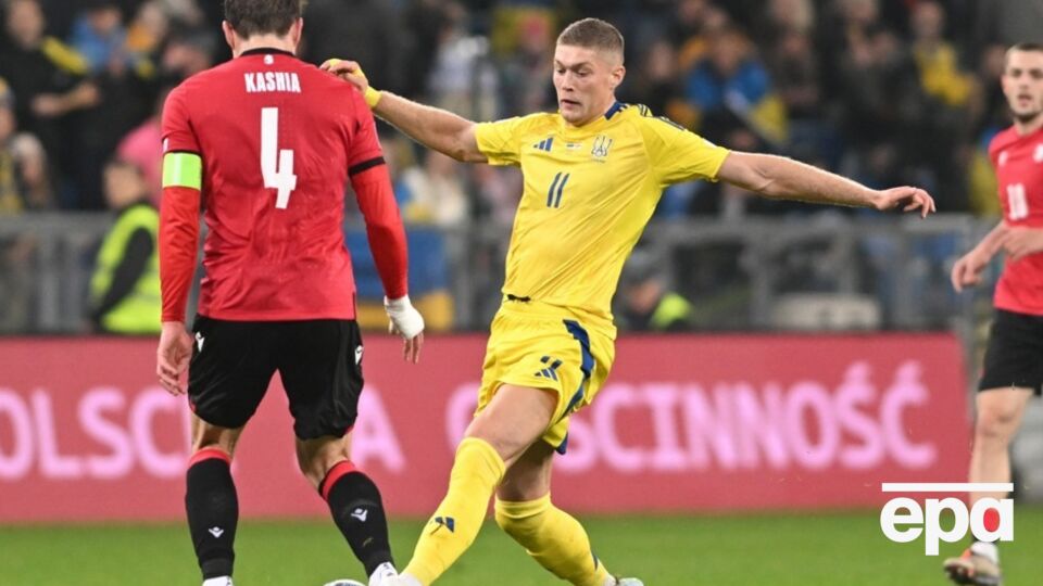 Чешский тренер отметил появление в составе сборной Украины форварда итальянской "Ромы" Довбика