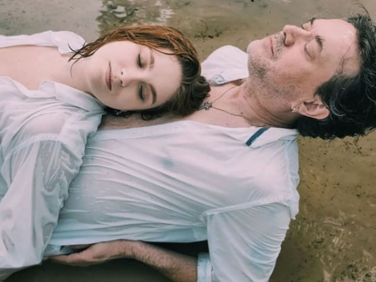 3 сентября Ступка и Ткач впервые опубликовали совместные снимки