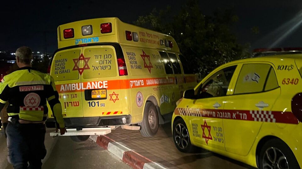 После атаки БПЛА в больницы госпитализировали 61 раненого, сообщила израильская служба экстренной медпомощи