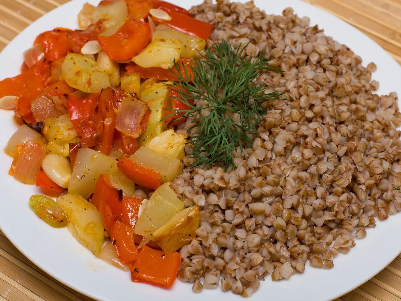 Гречку треба варити приблизно 20 хвилин