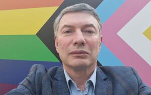 Санкции мотивируют российскую верхушку пытаться устранить Путина, чтобы вернуть себе "утерянный рай"