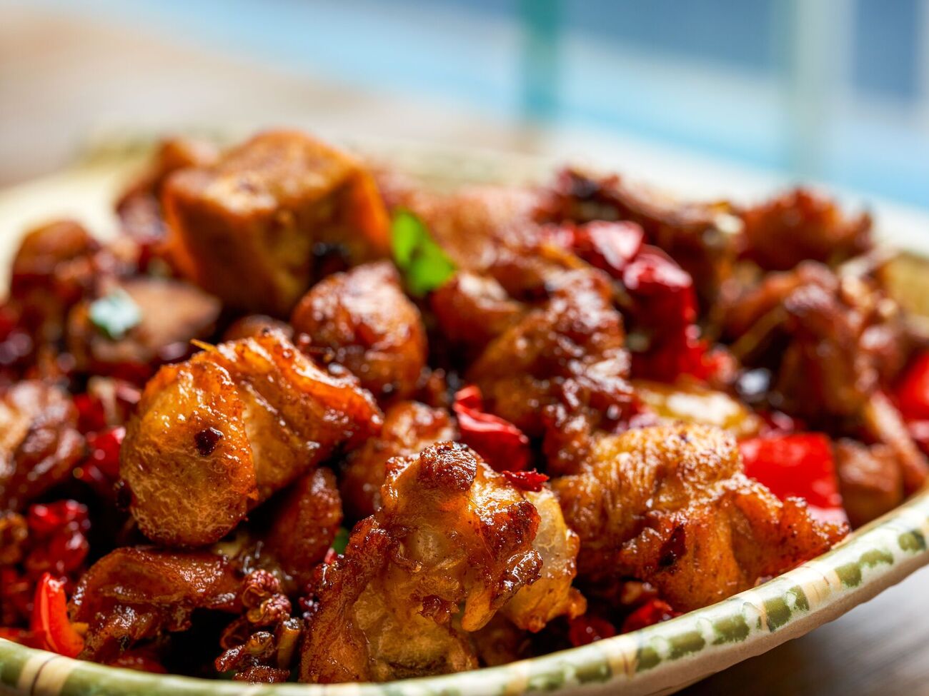 Часник, мед і соєвий соус покращують смак смаженого курячого філе