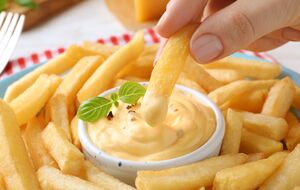 Кулинары утверждают, что картофель и сырный соус по этому рецепту – такие, как в McDonald's