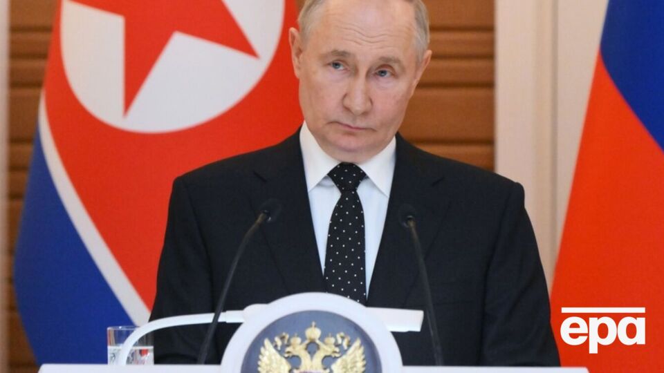 Согласно договору, стороны должны оказать друг другу "военную и другую" помощь, если одна из них подвергается "вооруженному нападению"