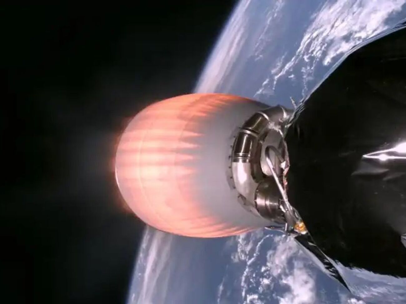 Корабель успішно стартував із Землі