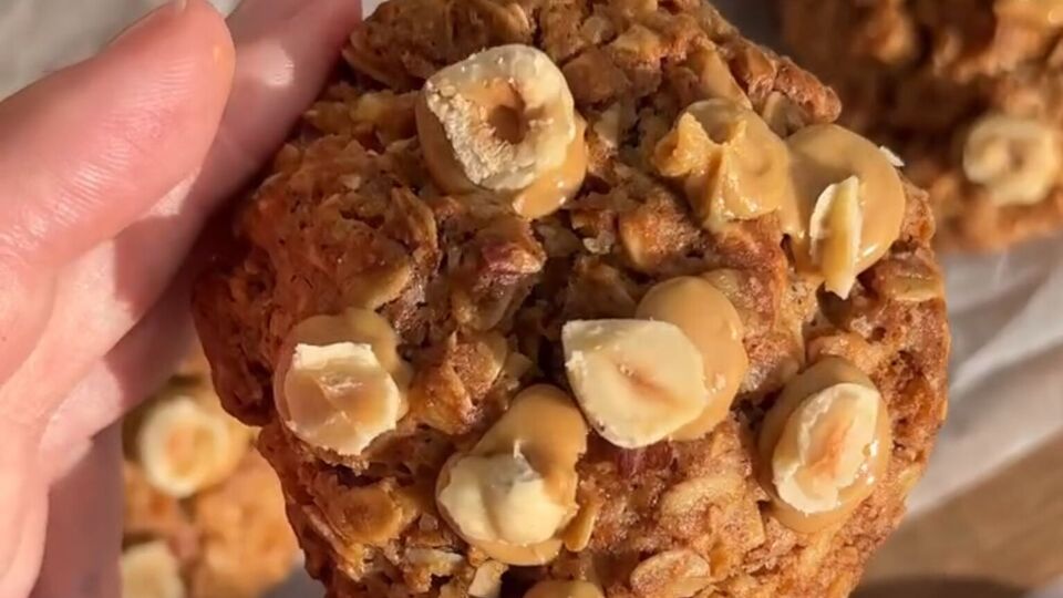 Вкусное печенье с арахисовой пастой исчезает очень быстро