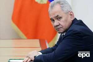 Шойгу после отставки из минобороны и назначения секретарем Совбеза "до сих пор не вышел из опалы" у Путина и "находится в шатком положении", отметили СМИ