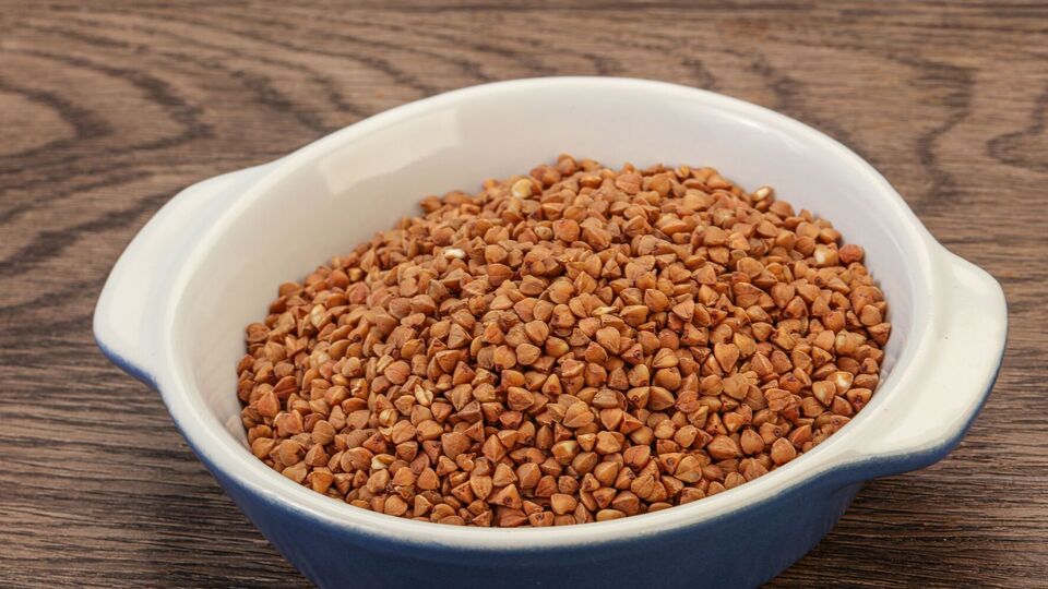 Клопотенко вважає, що магазинну крупу можна готувати одразу з пакета