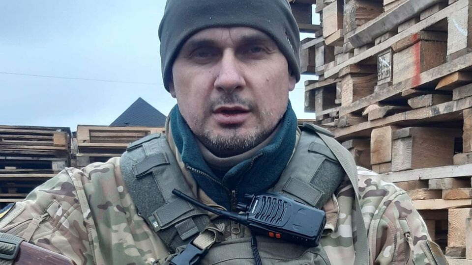 Сенцов: Общество заслужило откровенный и честный разговор, а не эти сюсюканья