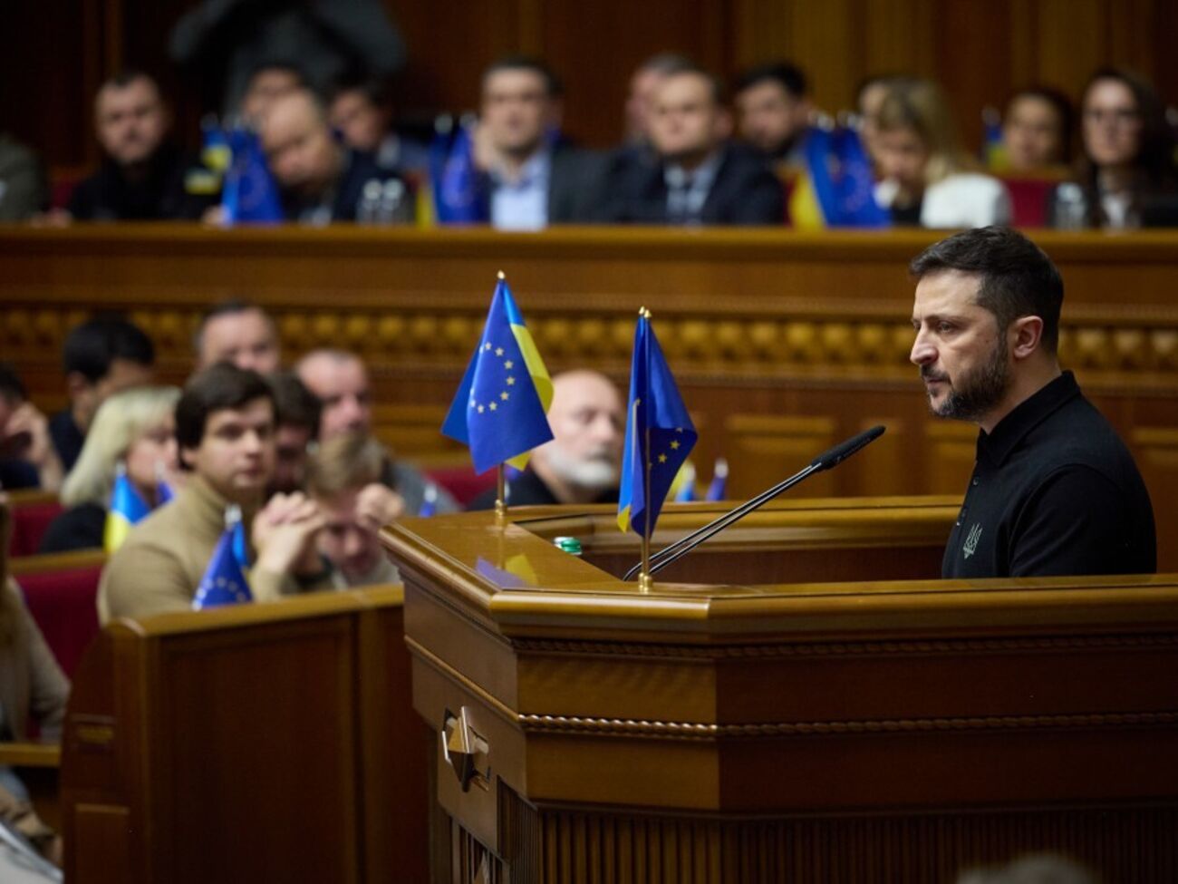 Зеленский представил нардепам план, который должен помочь победить РФ