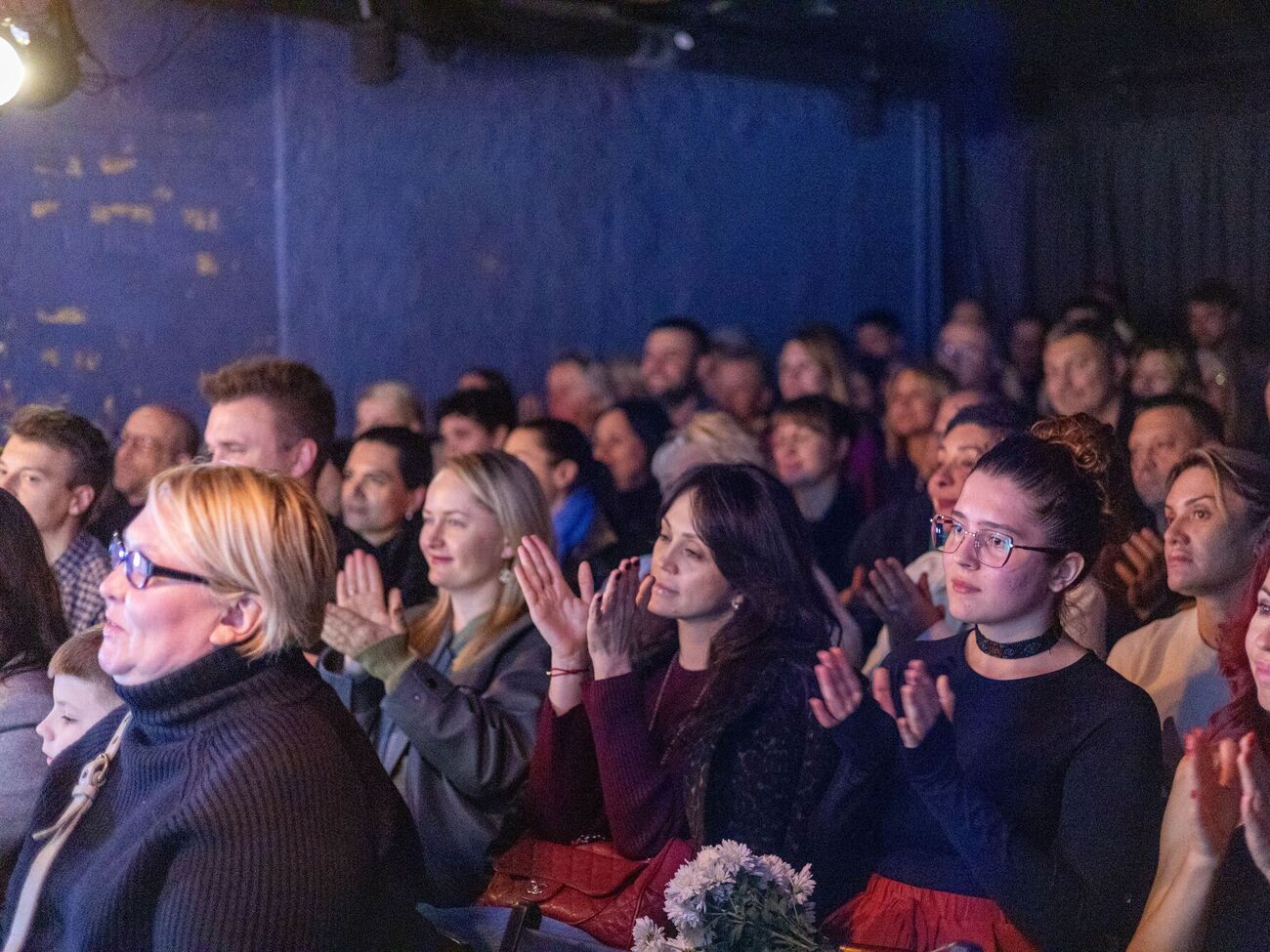 По мнению продюсеров проекта, театральная сцена – идеальное место для злободневных ярких высказываний