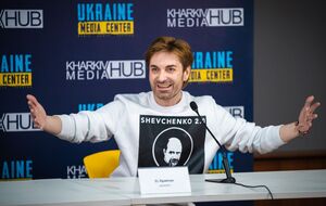 EL Kravchuk: Вообще, в театр меня более 20 лет назад привел известный режиссер Андрей Жолдак