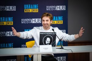 EL Kravchuk: Вообще, в театр меня более 20 лет назад привел известный режиссер Андрей Жолдак