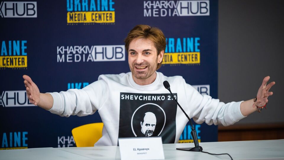 EL Kravchuk: Вообще, в театр меня более 20 лет назад привел известный режиссер Андрей Жолдак