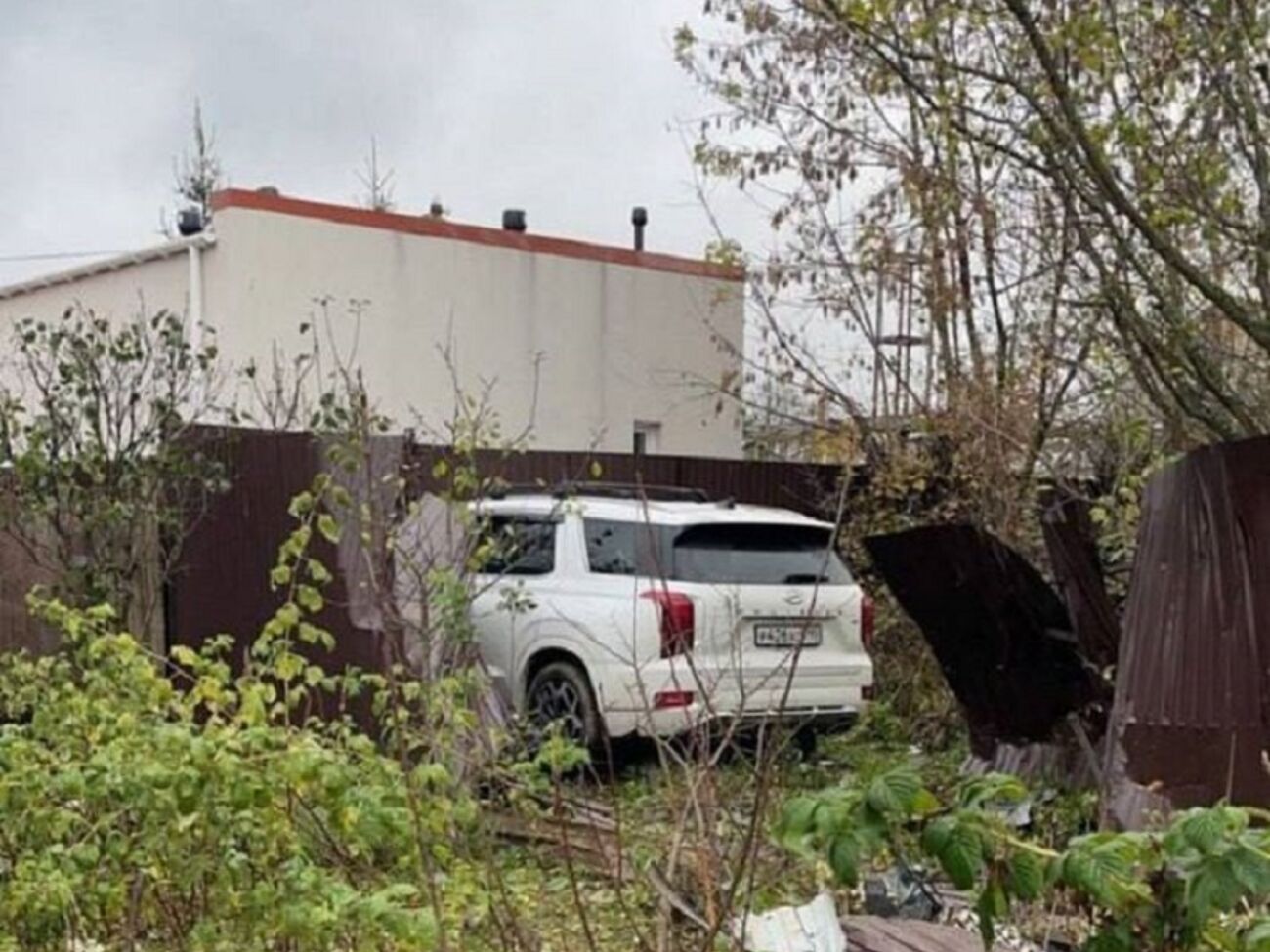 Слідком повідомив, що машина із загиблим врізалася в паркан