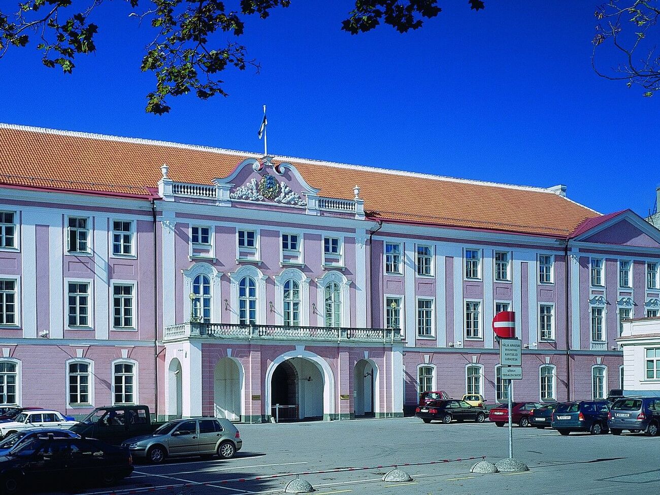 Решение по поводу крымских татар поддержали 83 эстонских законодателя