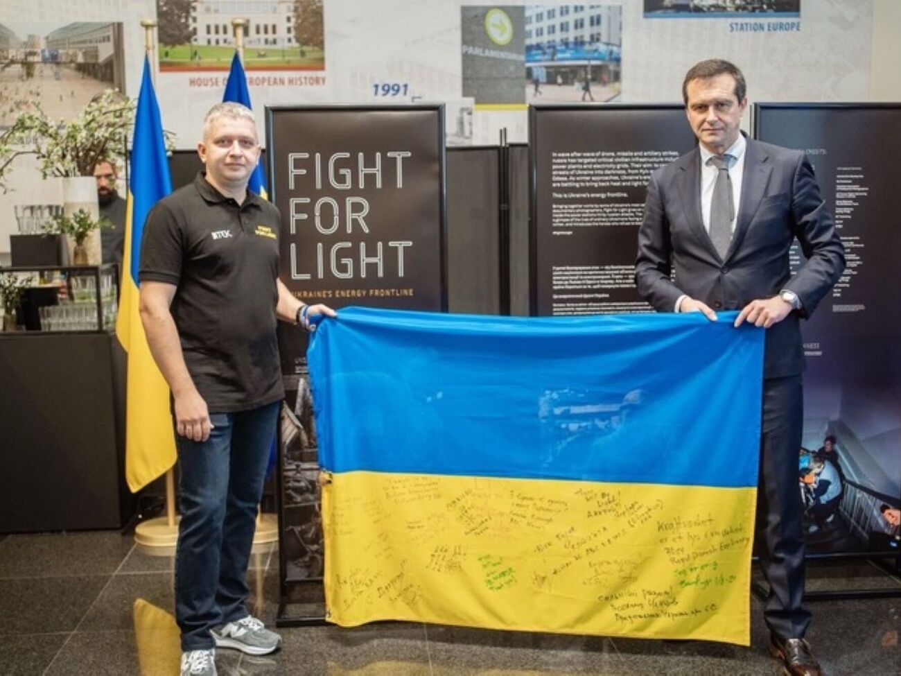 Мета фотовиставки у Брюсселі – привернути увагу європейських партнерів до проблем в українській енергетиці, які пов'язані з масованими обстрілами з боку росіян