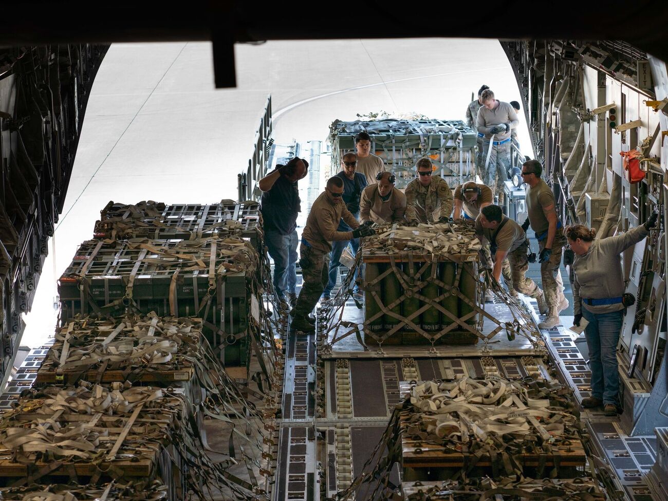 США за время работы администрации Байдена выделили более $59,8 млрд на помощь Украине в сфере безопасности, рассказали в Пентагоне