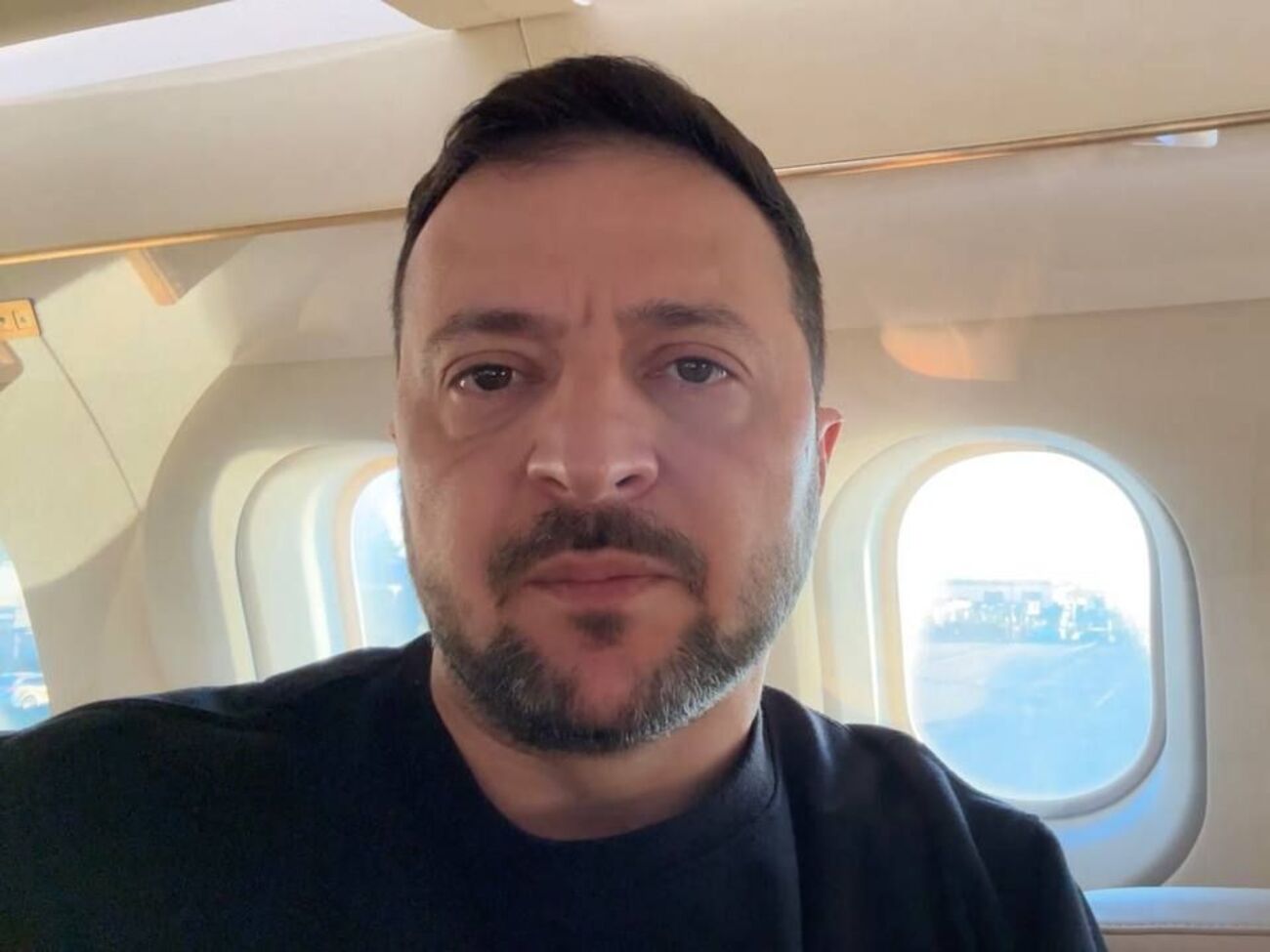 Зеленский рассказал подробности своего разговора с Байденом