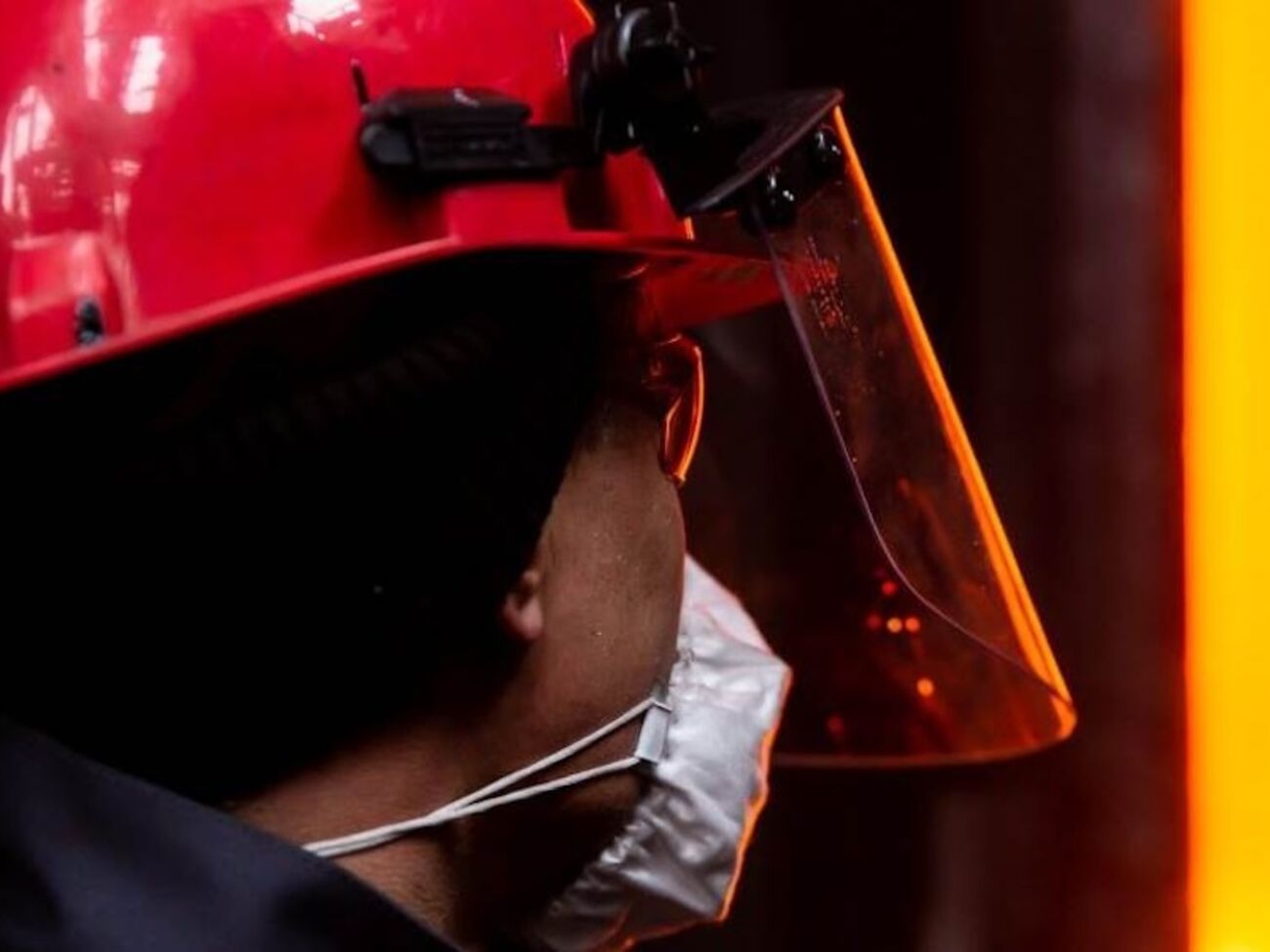 Среди наибольших вызовов, с которыми столкнулась компания, – подорожание логистики, стабильность электроснабжения и дефицит работников