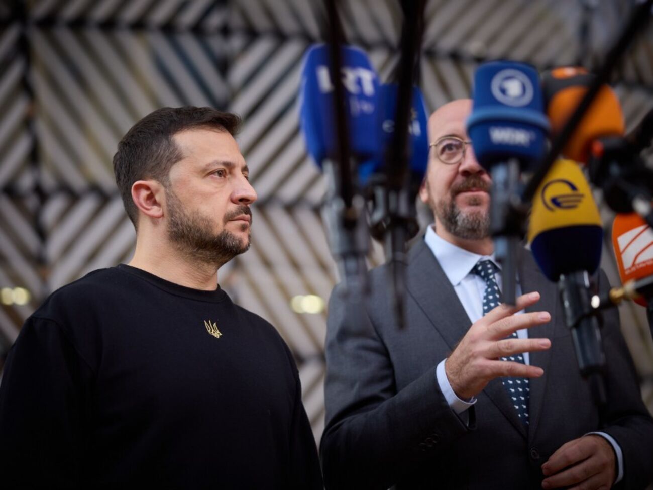 Зеленский: Мы готовим саммит в любом случае