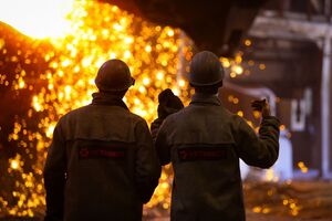 Одне робоче місце в сталеливарній галузі створює сім з половиною робочих місць у суміжних секторах, зазначили учасники пресконференції