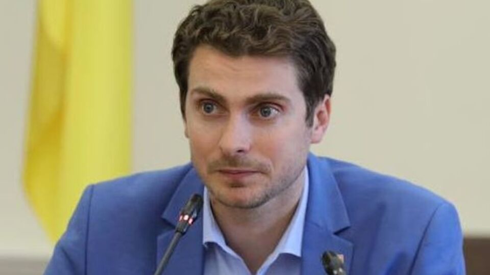 Дмитро Білоцерковець повідомив, що подавав петицію з відповідною пропозицією на сайті президента, проте дістав відмову