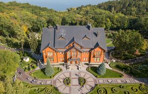 О снятии ареста с имущества ходатайствовал представитель украинского Кабмина