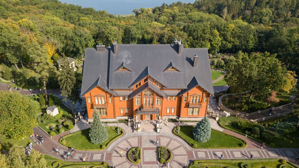 О снятии ареста с имущества ходатайствовал представитель украинского Кабмина