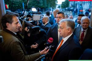 Орбан хоче, щоб Макрон і Шольц "якнайшвидше" розпочали переговори з представниками країни-агресора РФ