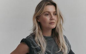 Kola (Анастасия Прудиус) родилась в Харькове