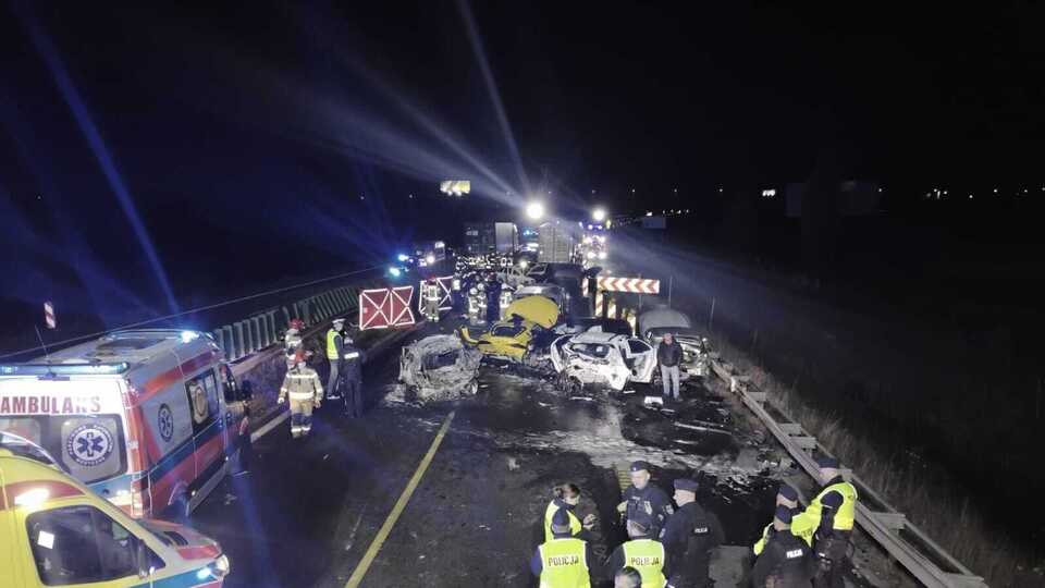 У ДТП потрапили і легкові, і вантажні автомобілі
