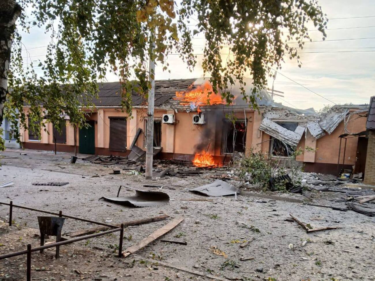 У Дергачах унаслідок обстрілу постраждало п'ятеро людей