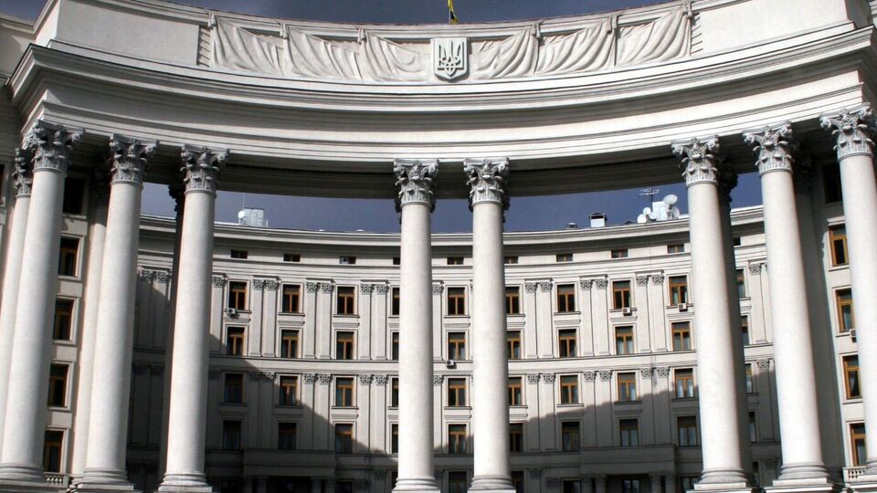 МИД: Призываем союзников Украины так же решительно защищать украинское небо
