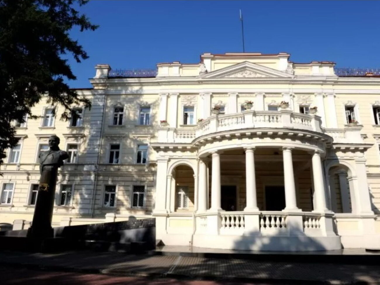 В минобороны Литвы не связывают поджог с диверсией