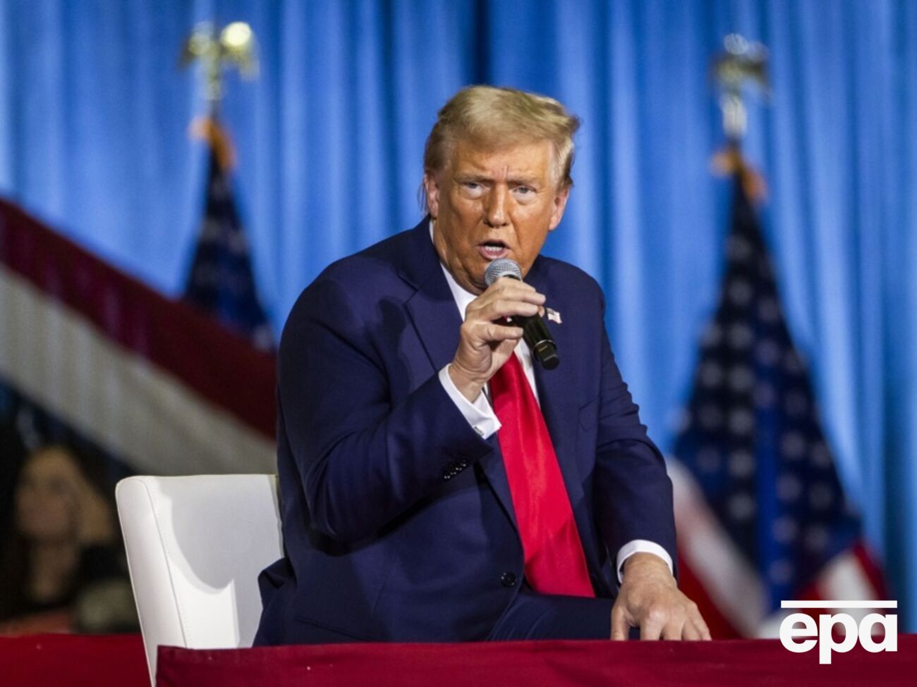 Трамп: Я сказал Путину: "Это будет такой сильный удар, что я сниму эти долбаные купола прямо с твоей головы"