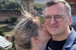 Павелецька перестала приховувати роман із Кулебою у квітні 2023 року