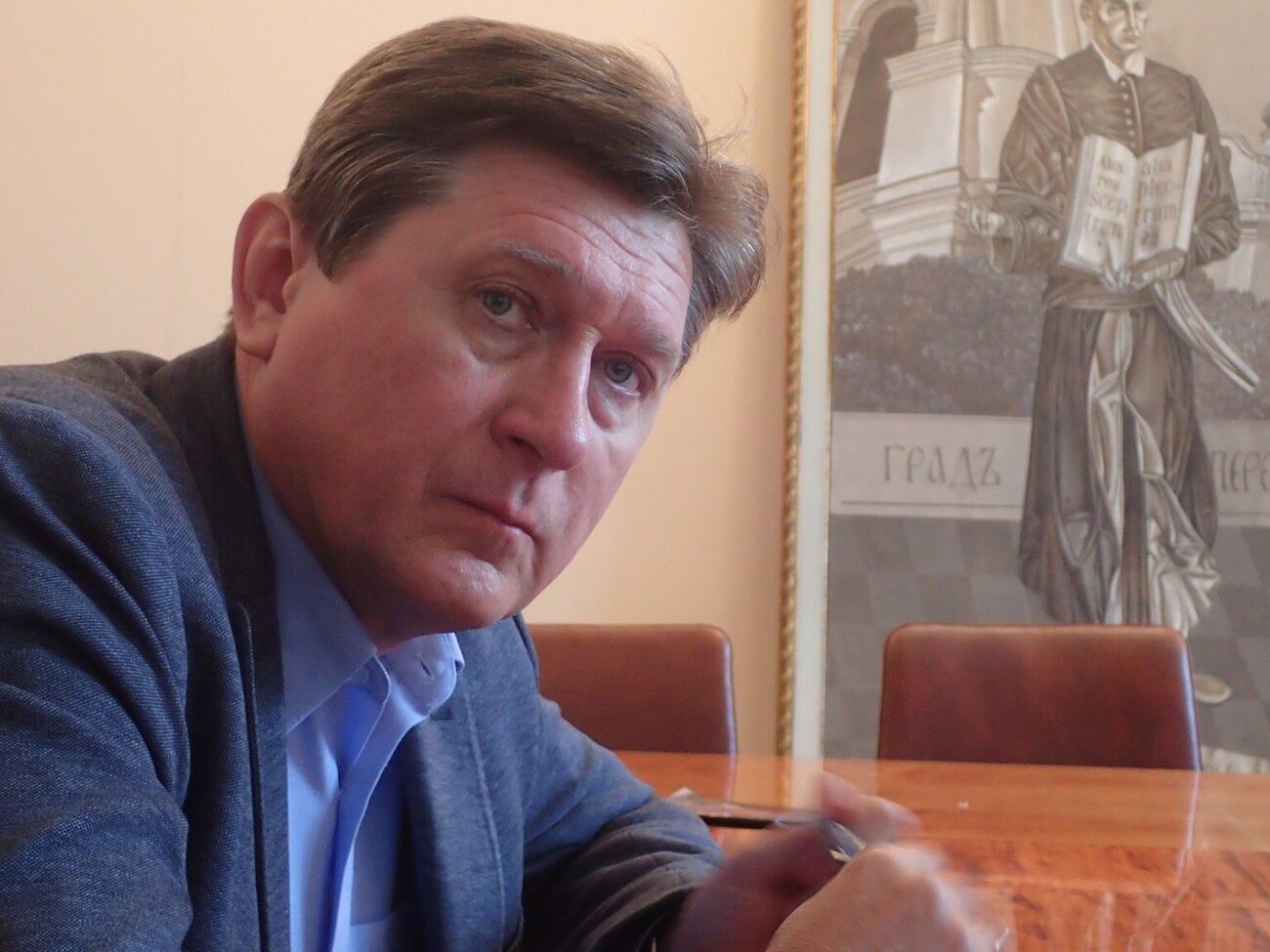 Володимир Фесенко: Якщо перекос залишиться, із часом постраждають й інтереси військових, бо допомога армії з боку бізнесу суттєво скоротиться