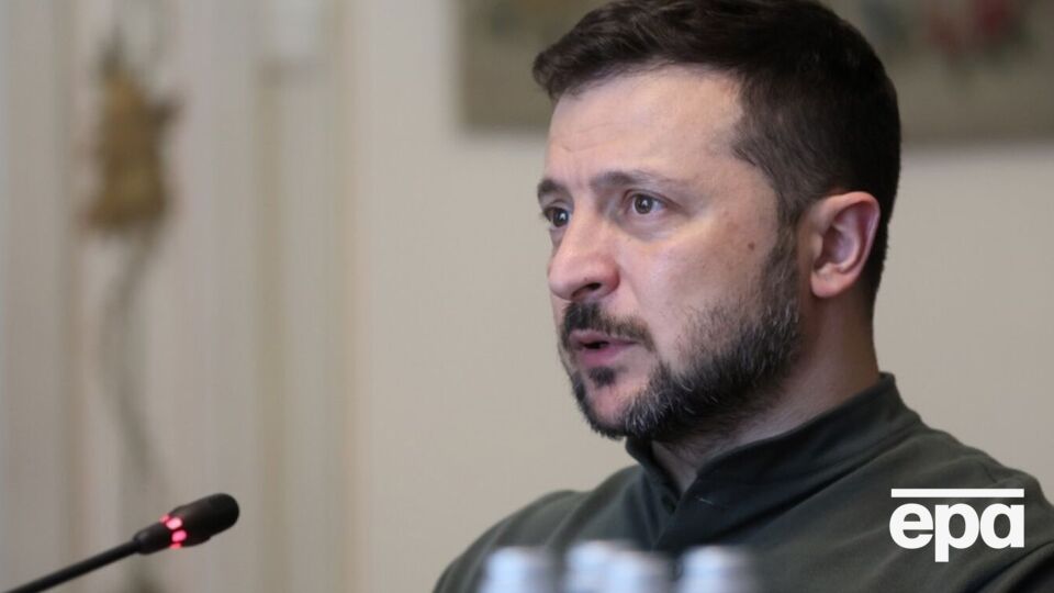 По мнению Зеленского, КНДР могла направить своих военных в Украину "из-за денег"