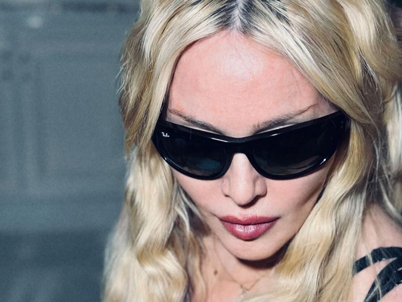 Мадонна показала відверті фото