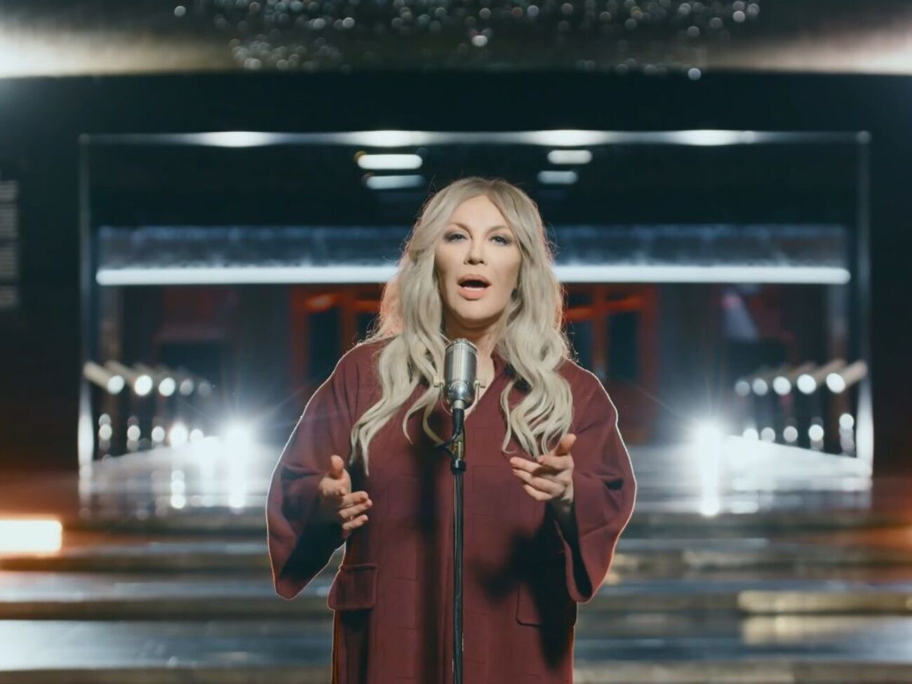 Повалий покинула Украину в 2014 году