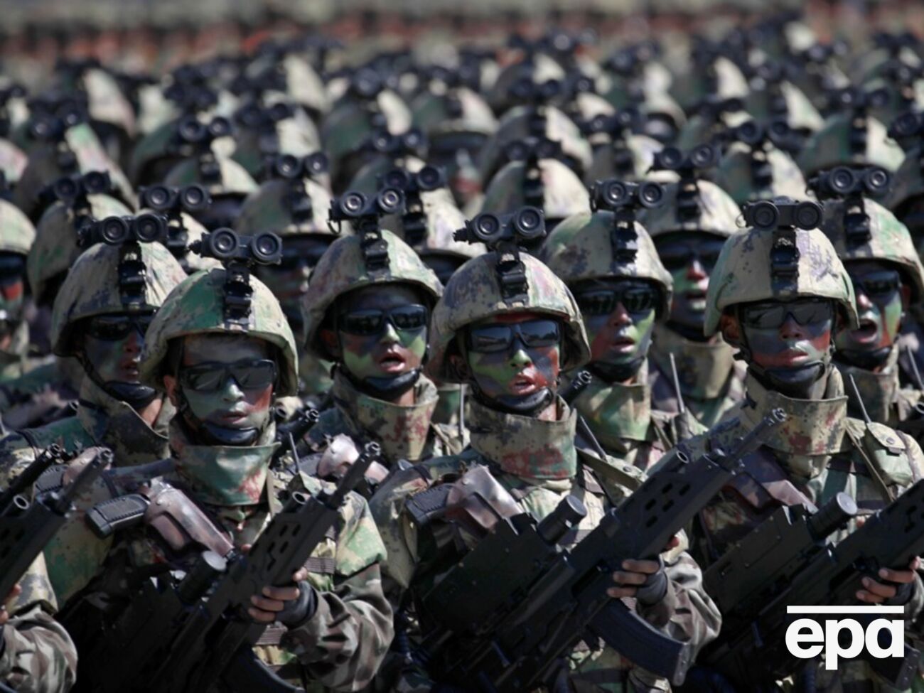 К концу года КНДР должна доставить в РФ 10 тыс. военных, свидетельствуют данные разведки Южной Кореи